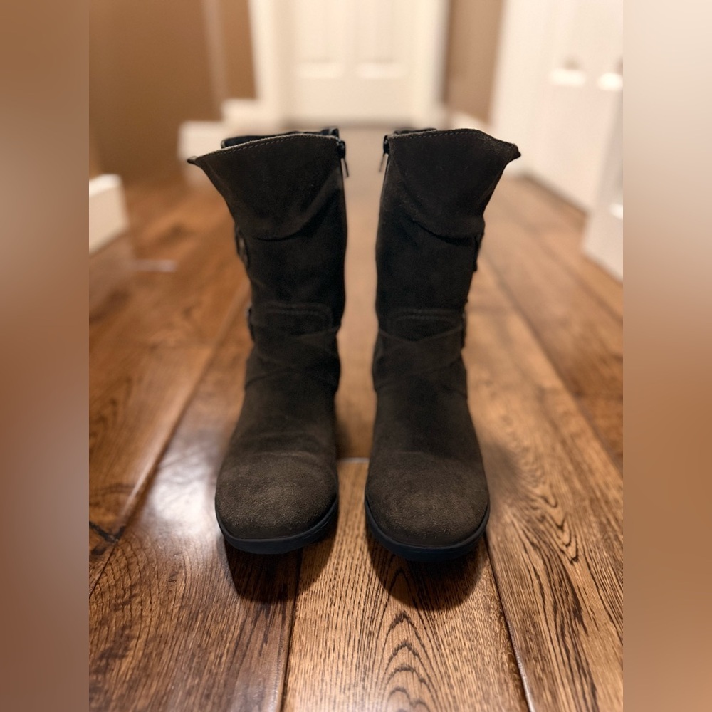 Artisan ‘Kate’ Suede Moto Biker Boots in Charcoal/Dark Taupe Made in Portugal. - Picture 7 of 15